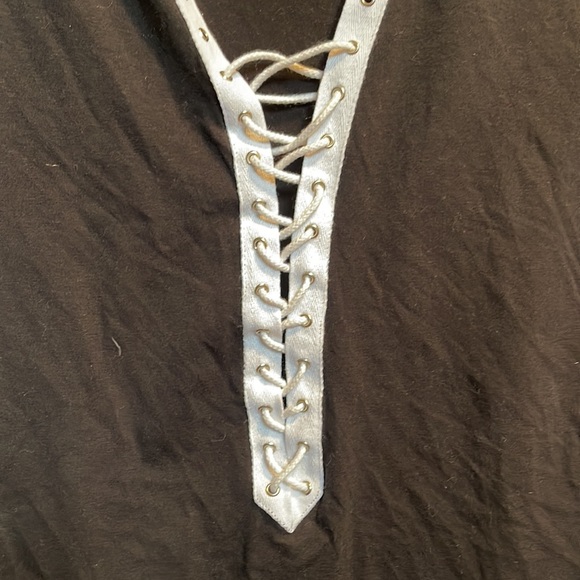 Better Be black small  with white tie up lace front short sleeve dress nwt - Picture 2 of 3